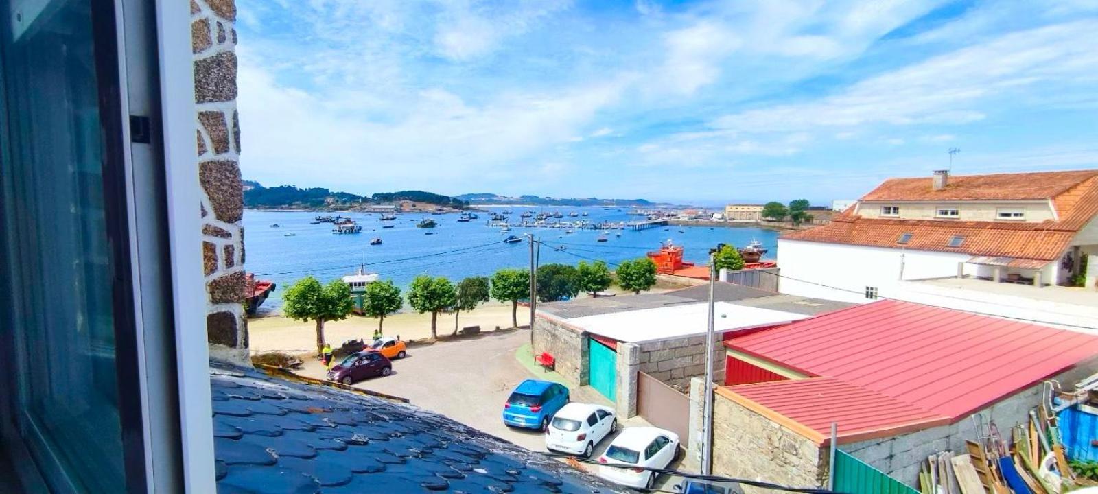 Acogedor Atico Cerca Del Mar By Bebalmy Apartman O Grove Kültér fotó